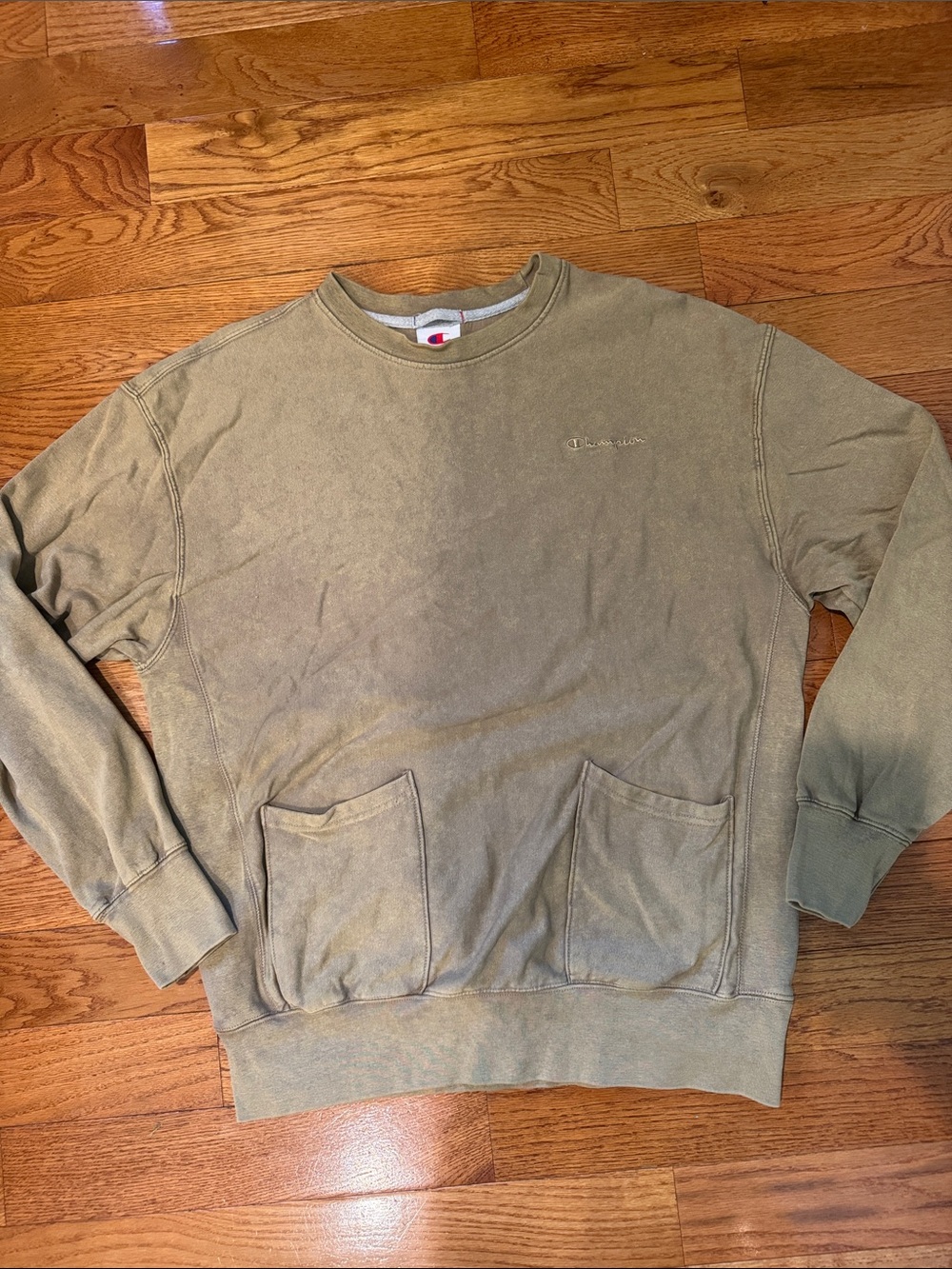 Champion Men’s Washed Sweatshirt in Sand Pepper